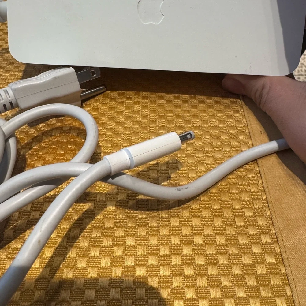 Apple 110W Power Adapter - white